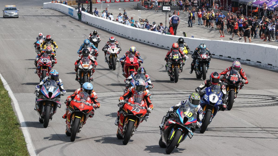 Herrin Dominates Superbike Race One In Return To Mid-Ohio Sports Car Course