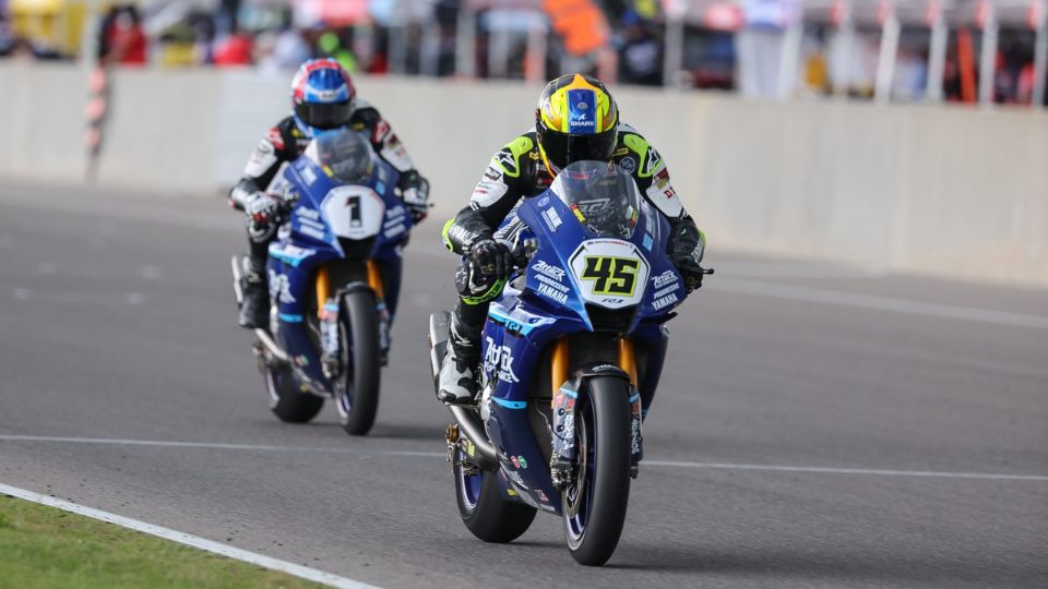 Petersen Withstands The Pressure To Take Superbike Victory At Barber