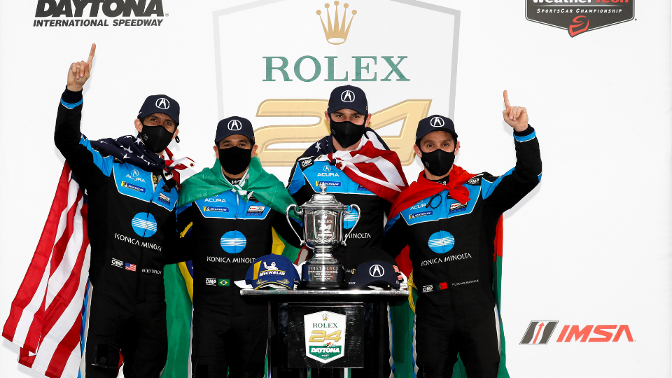 Rossi, Castroneves Add Rolex 24 Win To Career Honors In Nail-Biting Finish at Daytona